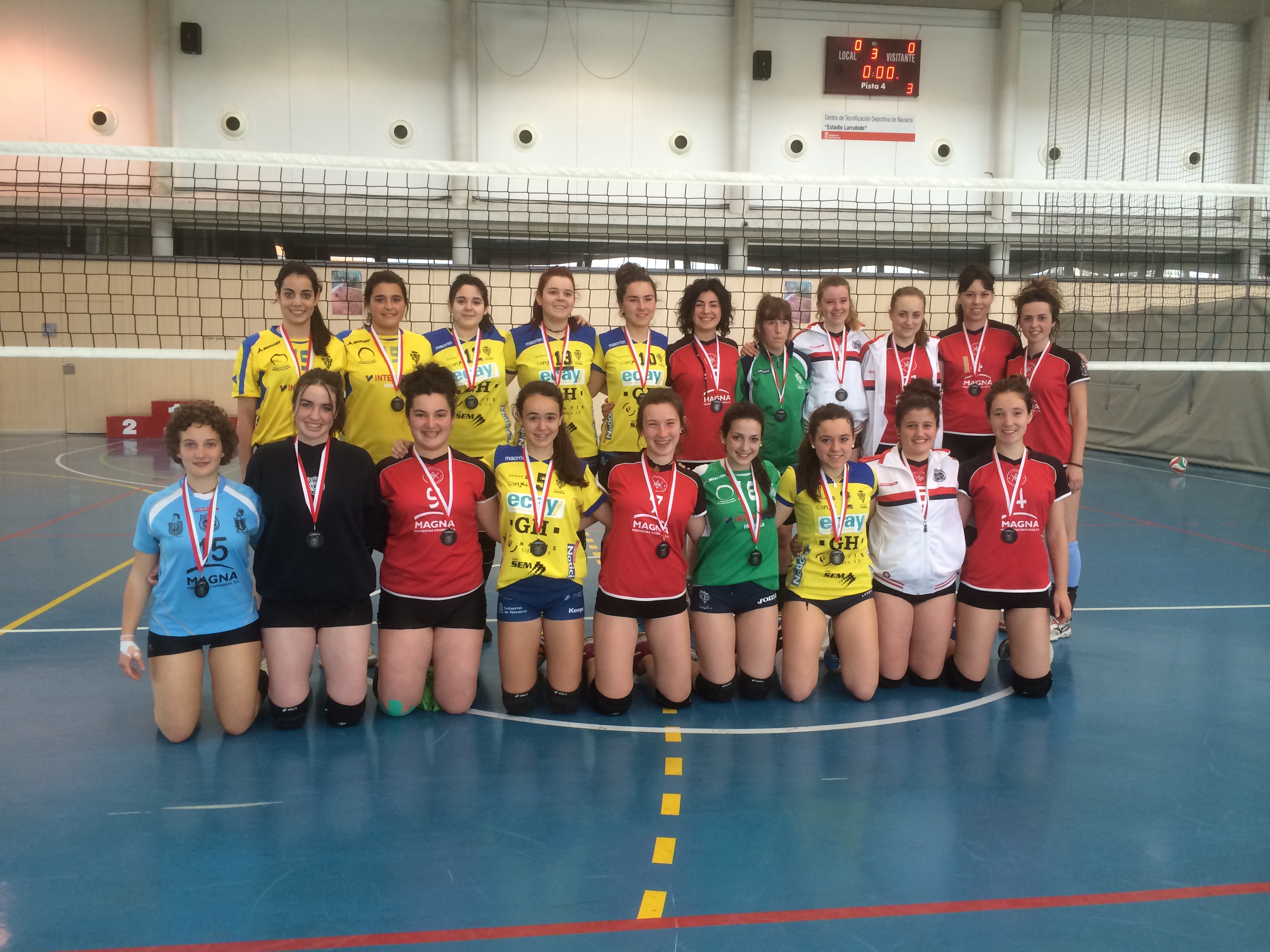 Las juveniles de Zubiri se llevan la liga.